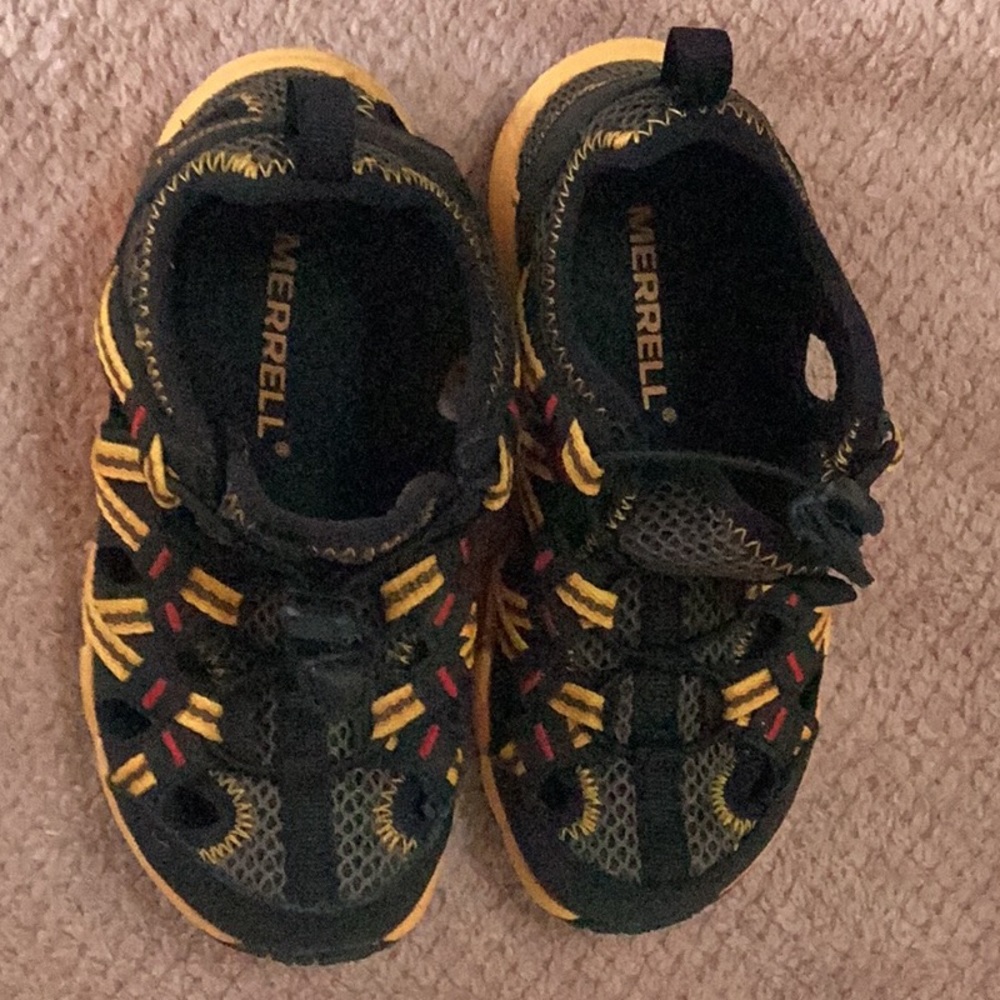 Kids Merrell Shoes.Bundle Deals!